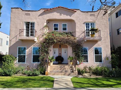 264 S Rexford Dr, Beverly Hills, CA 90212